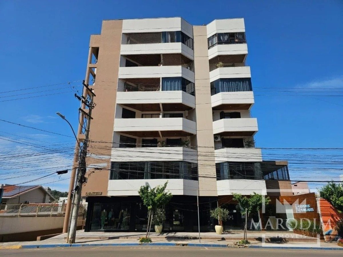 Apartamento com 100m², 2 dormitórios, Nao suíte, 1 vaga, no bairro Centro em Marau