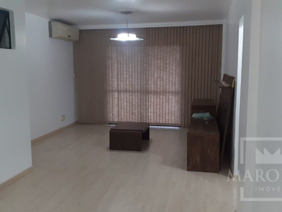 Apartamento com 100m², 2 dormitórios, Nao suíte, 1 vaga, no bairro Centro em Marau