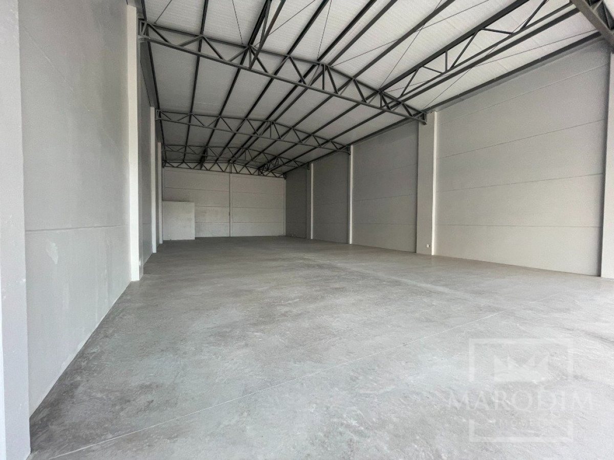 Salas/Conjuntos com 420m², Nao suíte, no bairro Centro em Marau