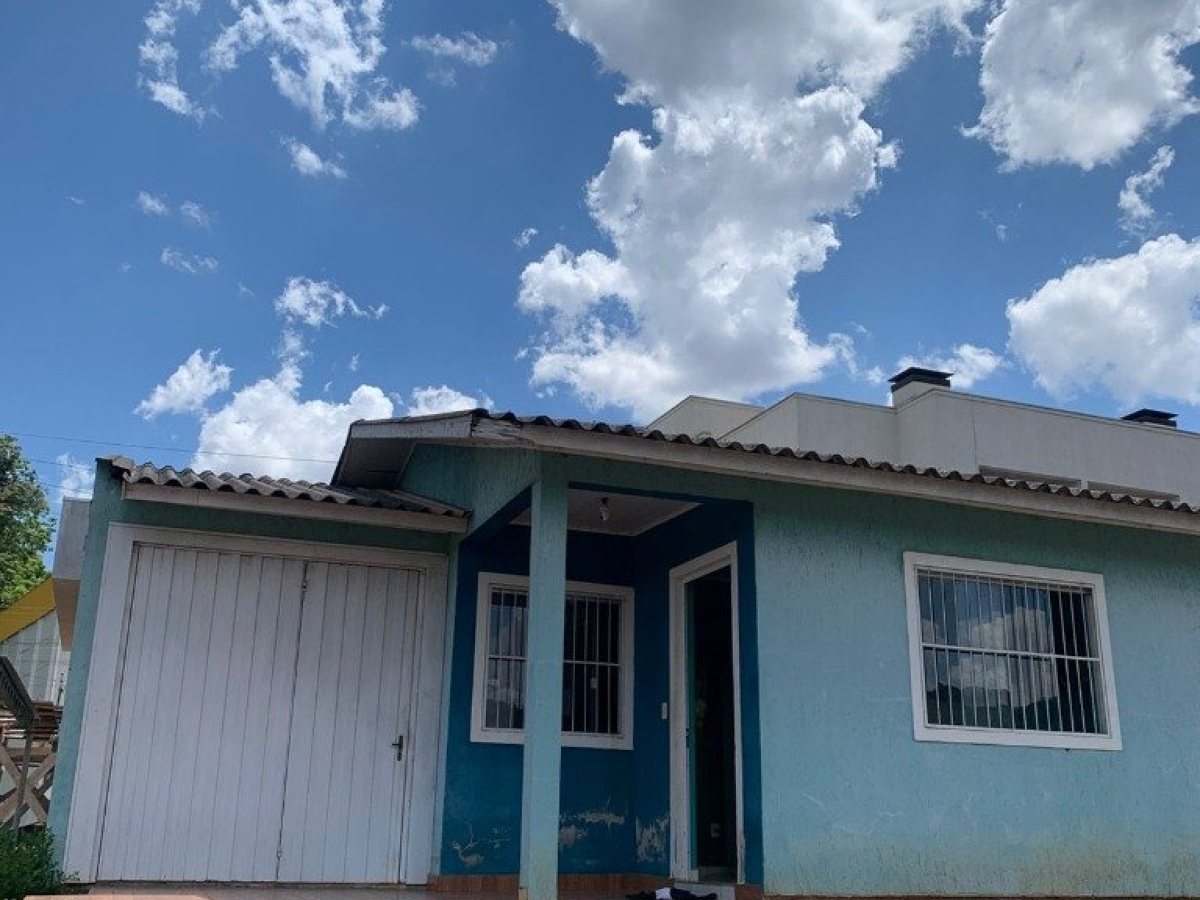 Casa com 71m², 2 dormitórios, Nao suíte, 1 vaga, no bairro Portal do Sol em Marau