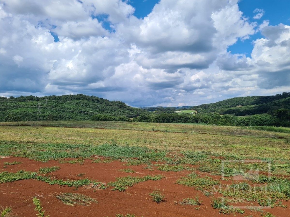 Terreno com 300m², Nao suíte, no bairro Loteamento Residencial Cidade Nova em Marau
