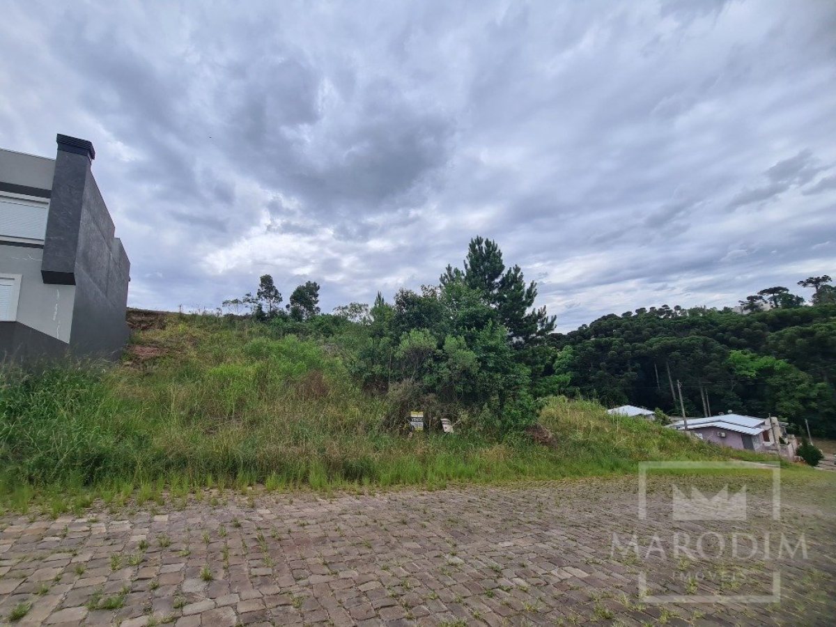 Terreno com 390m², Nao suíte, no bairro Centro em Marau