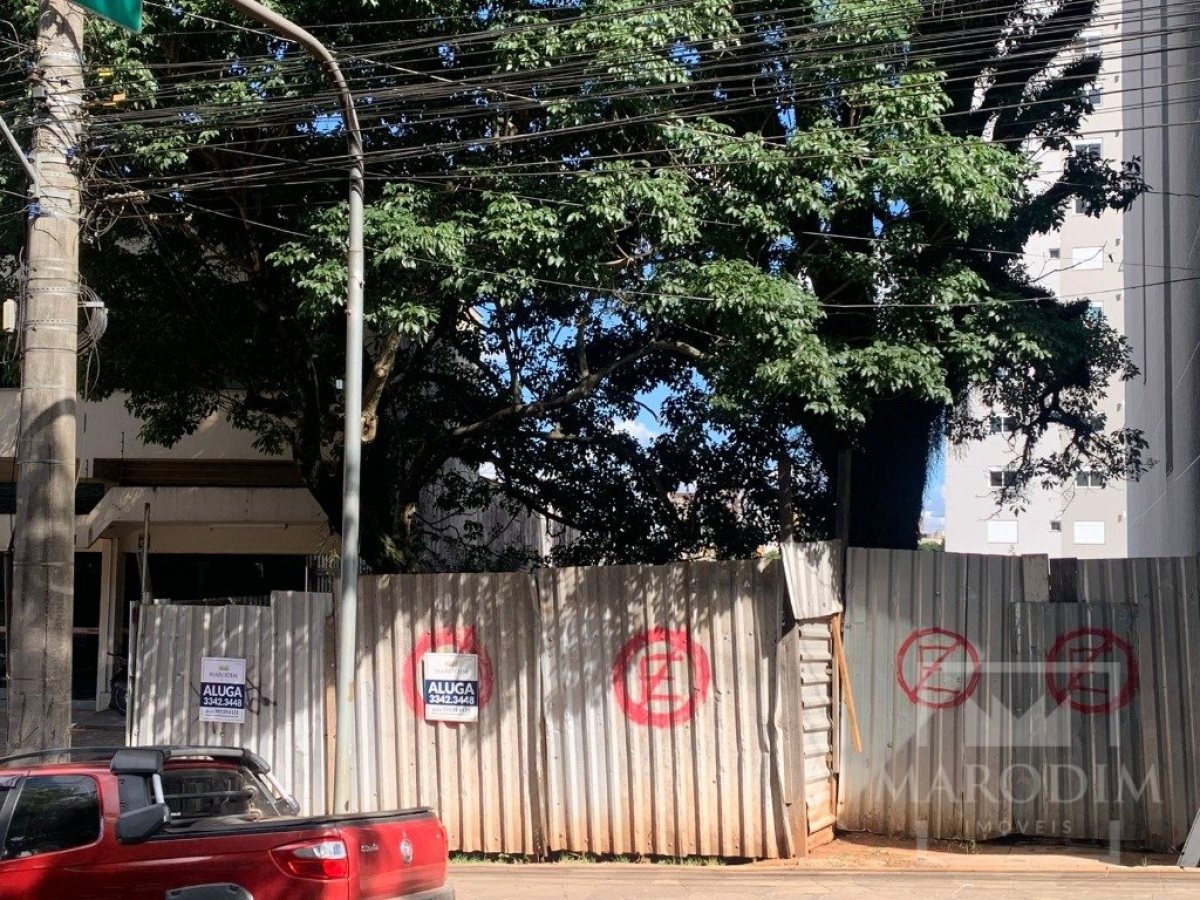 Oportunidade de Negócio com 750m², Nao suíte, no bairro Centro em Passo Fundo