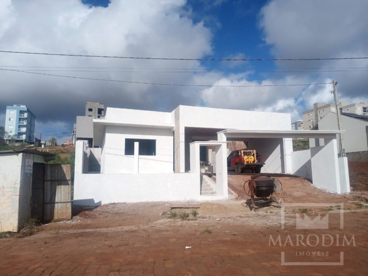 Casa com 131m², 2 dormitórios, Nao suíte, 2 vagas, no bairro Loteamento Villa Bella em Marau