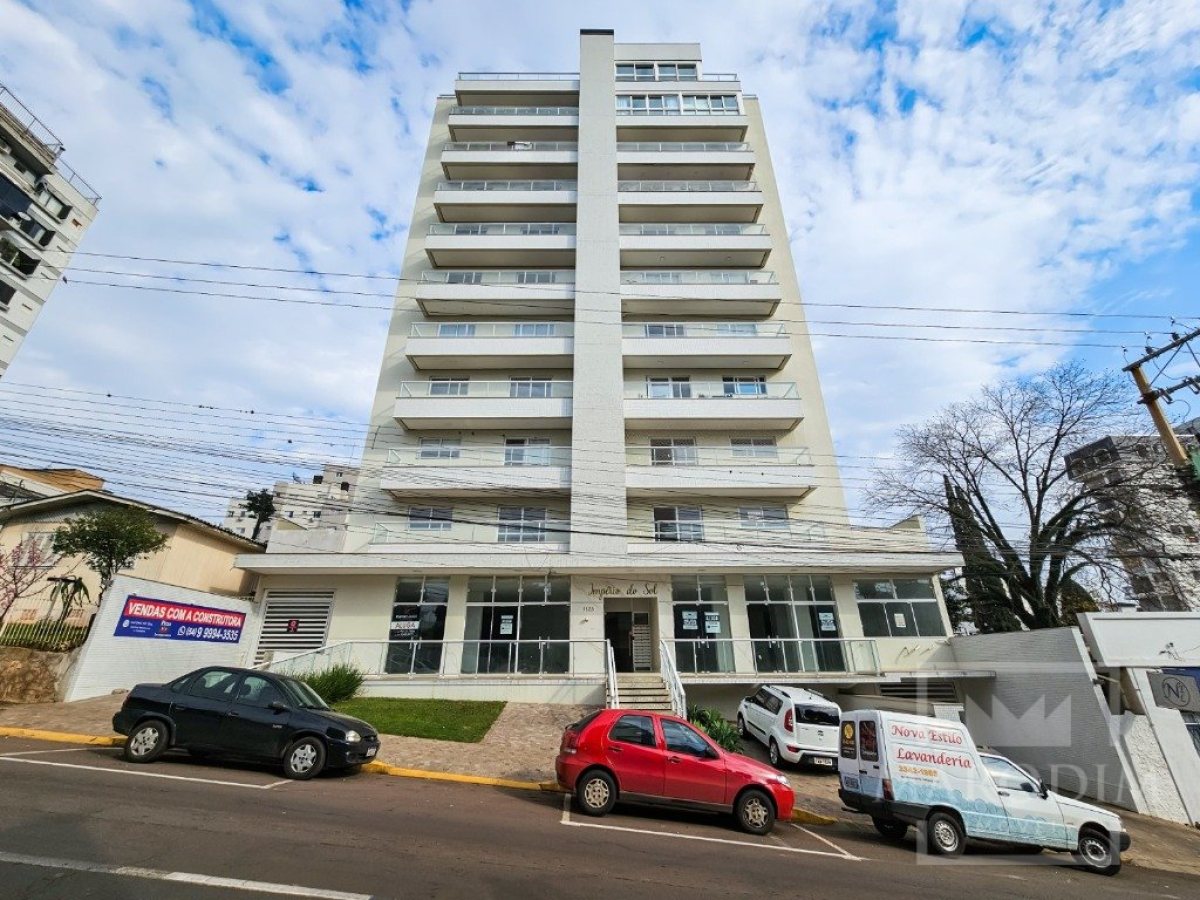 Salas/Conjuntos com 319m², Nao suíte, no bairro Centro em Marau