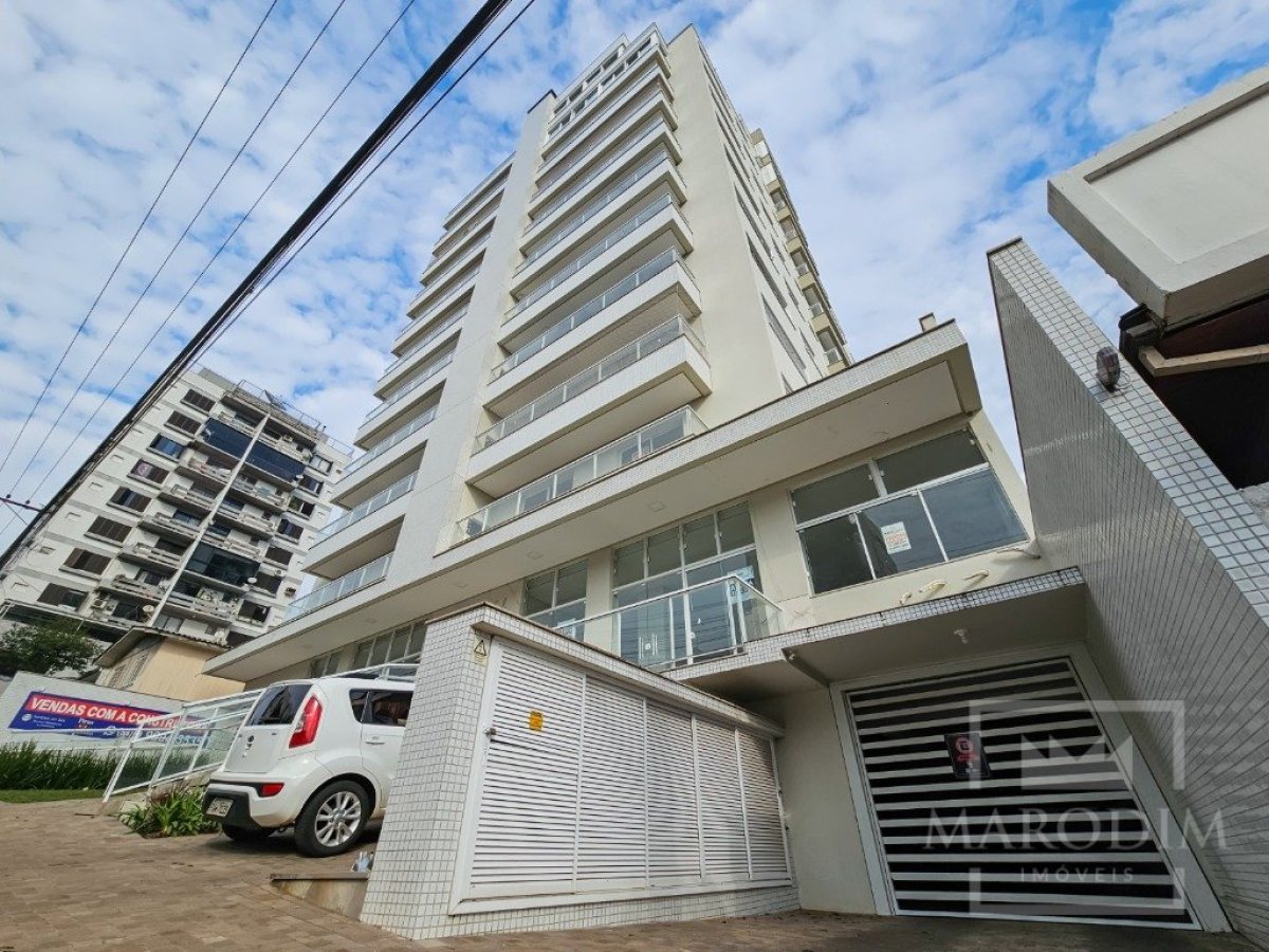 Salas/Conjuntos com 319m², Nao suíte, no bairro Centro em Marau