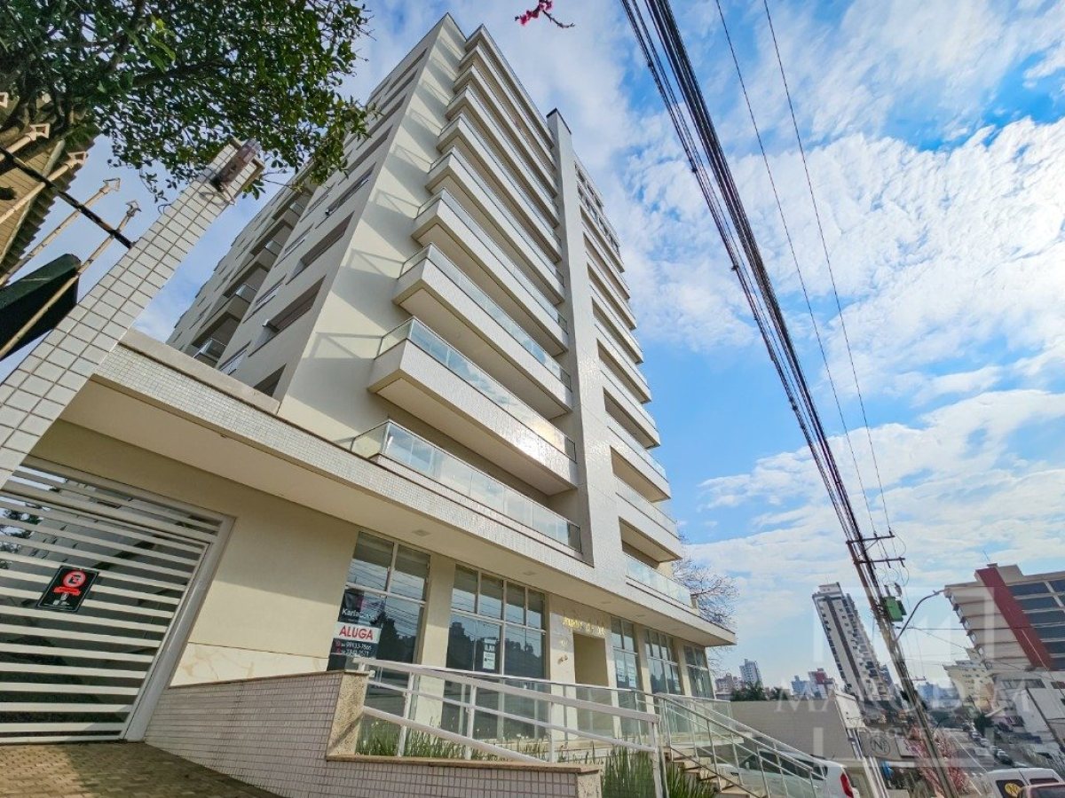 Salas/Conjuntos com 319m², Nao suíte, no bairro Centro em Marau