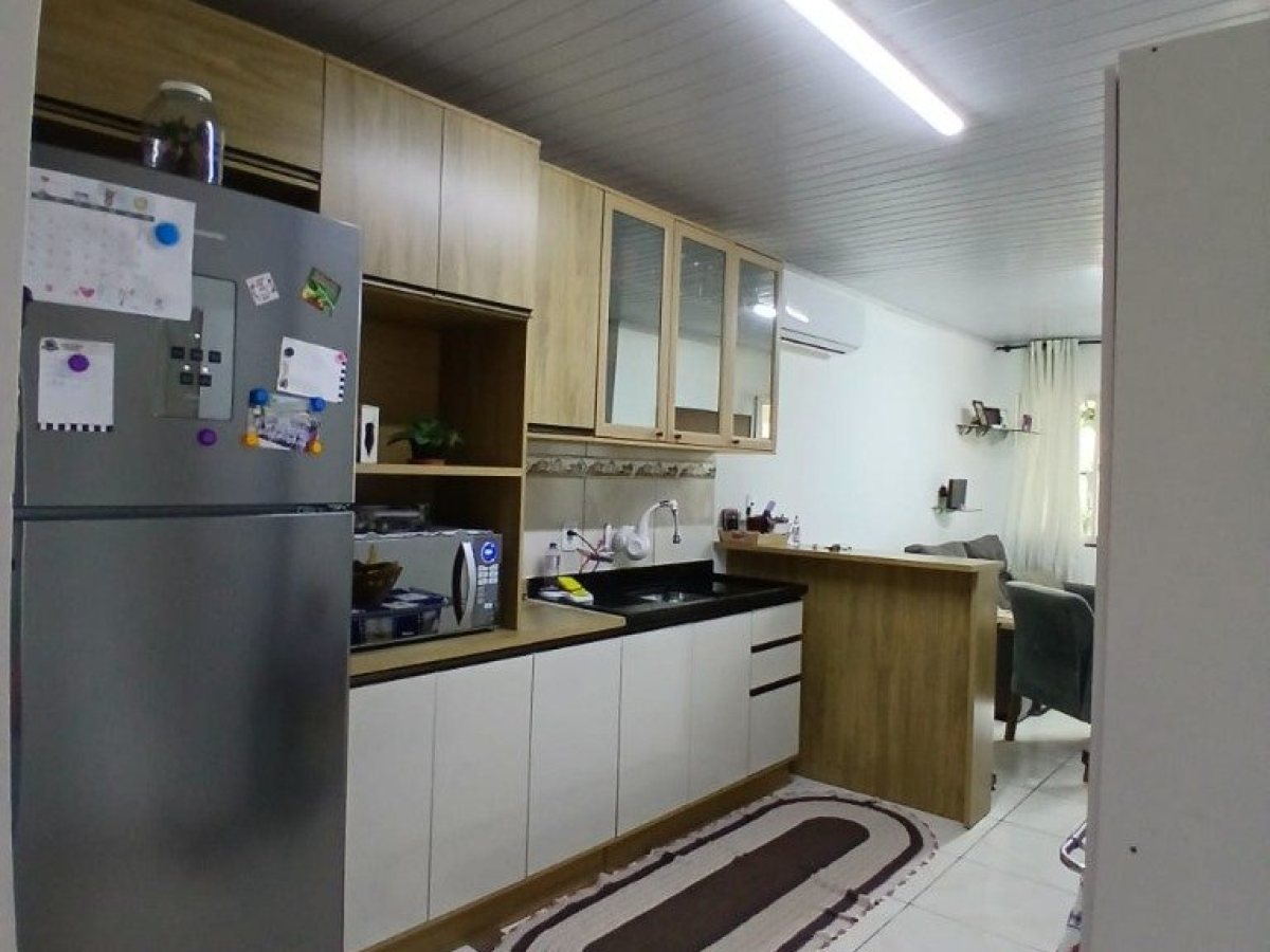 Casa com 198m², 3 dormitórios, Nao suíte, 4 vagas, no bairro Colinas Nova Marau em Marau