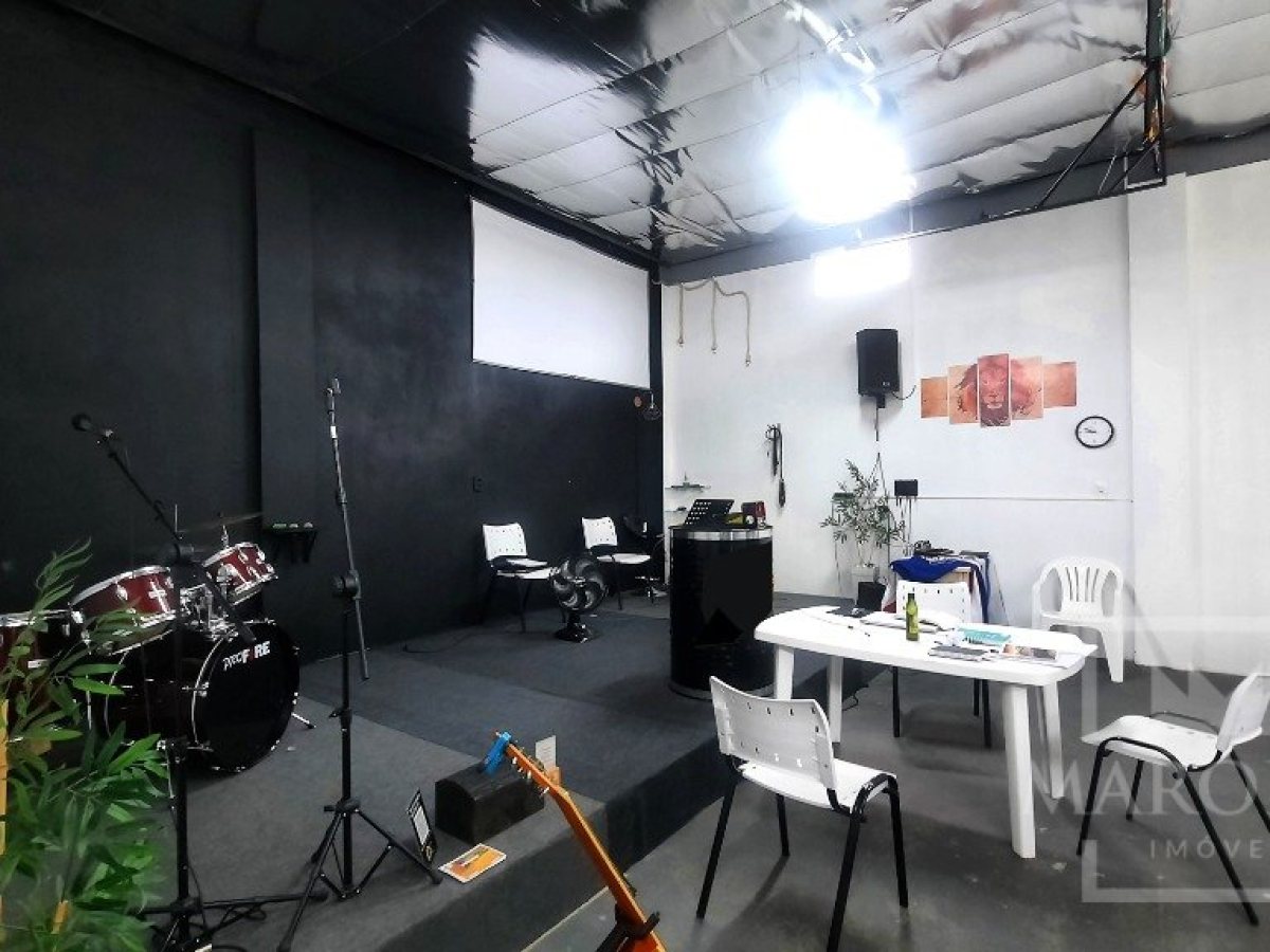 Casa com 198m², 3 dormitórios, Nao suíte, 4 vagas, no bairro Colinas Nova Marau em Marau