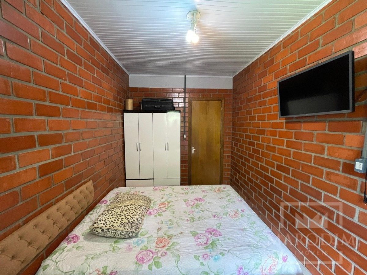 Sítio com 5156m², 3 dormitórios, Sim suíte, no bairro Interior em Marau