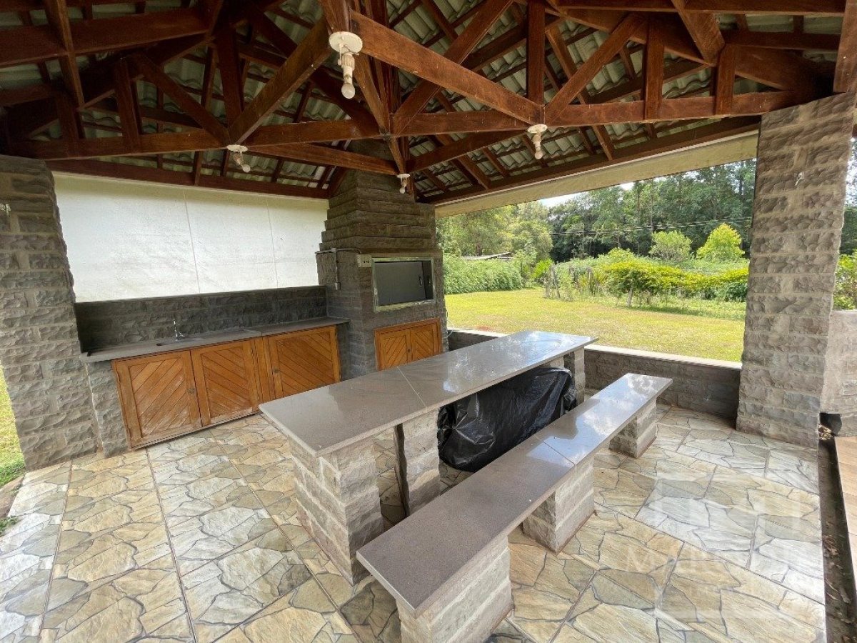 Sítio com 5156m², 3 dormitórios, Sim suíte, no bairro Interior em Marau