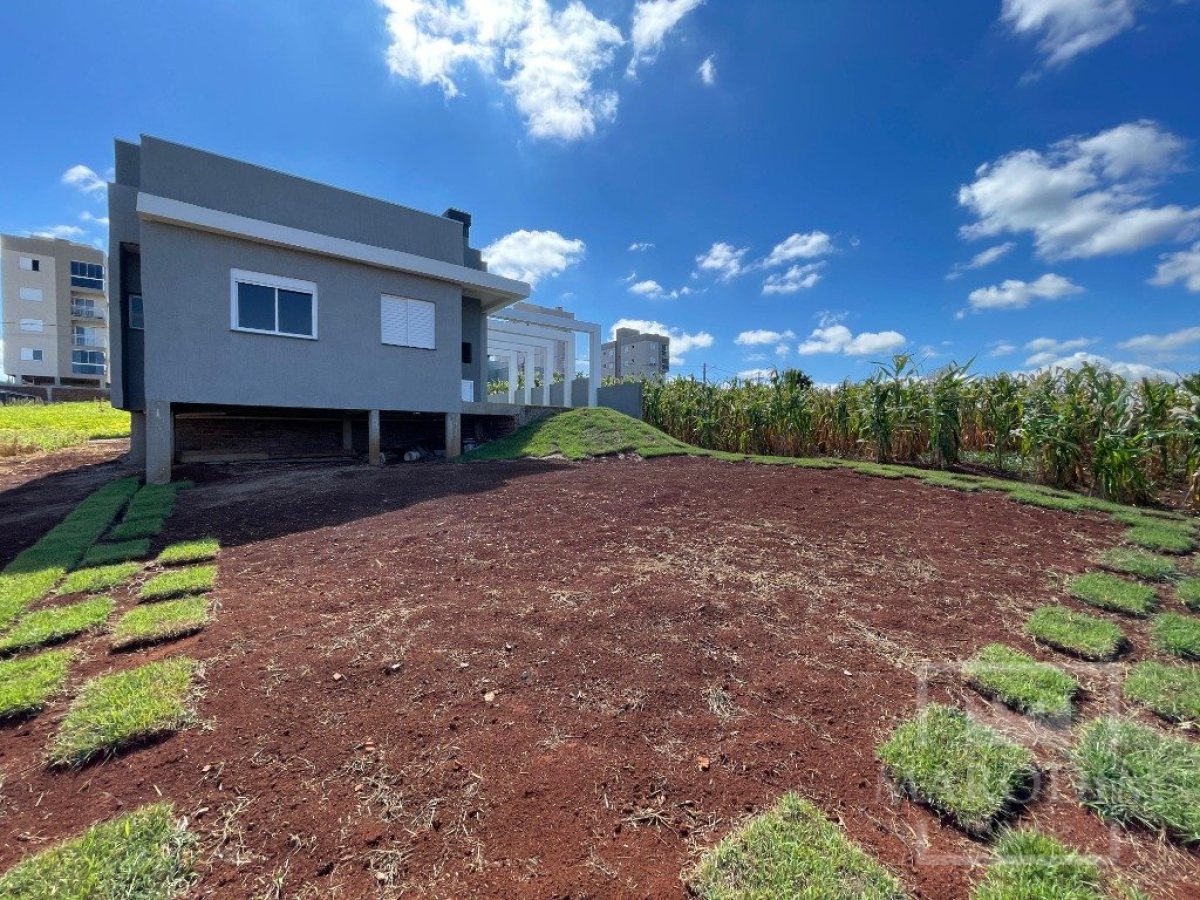 Casa com 63m², 2 dormitórios, Nao suíte, 2 vagas, no bairro Villa Bella em Marau