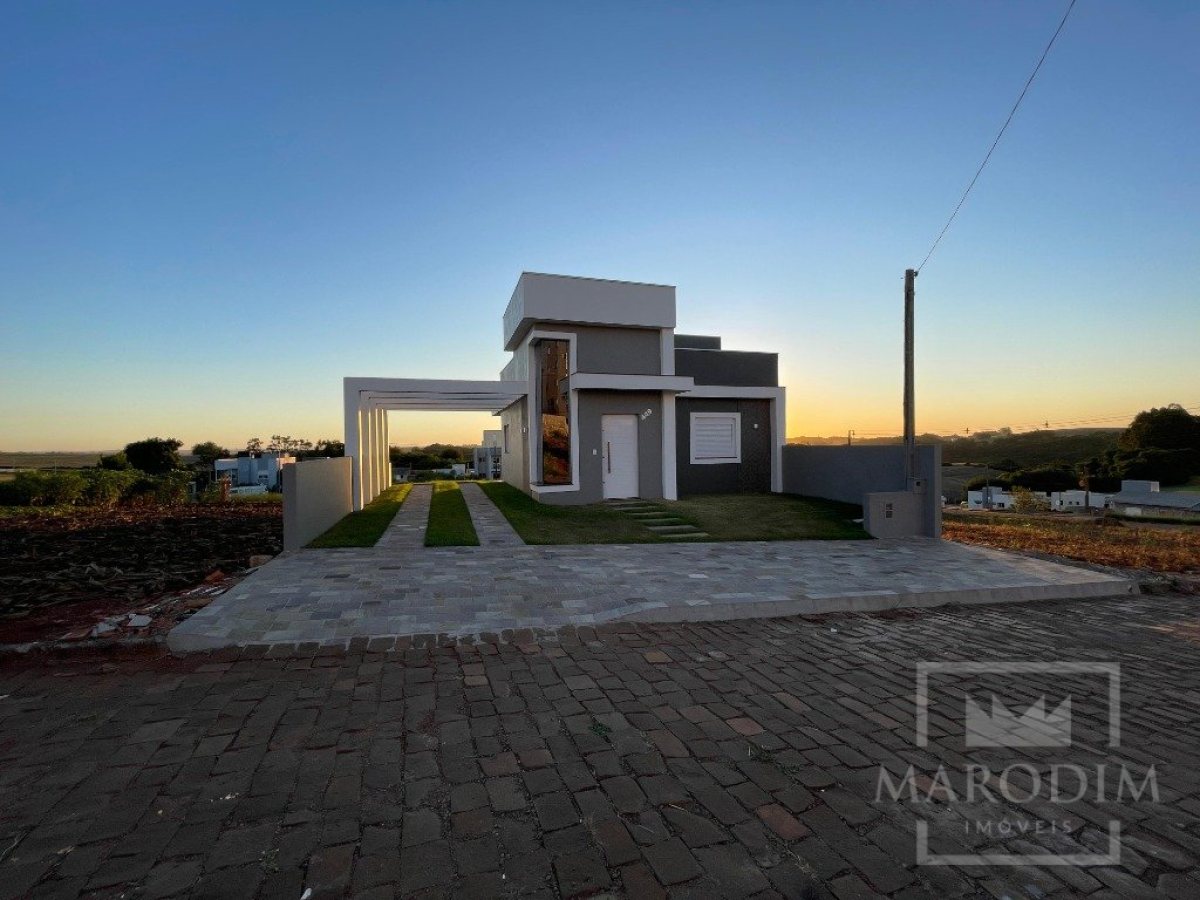 Casa com 63m², 2 dormitórios, Nao suíte, 2 vagas, no bairro Villa Bella em Marau