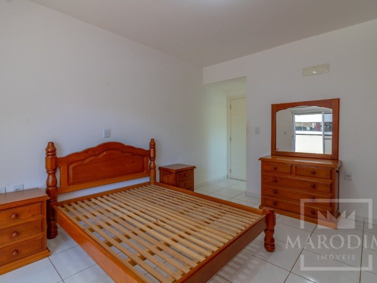 Apartamento com 122m², 3 dormitórios, Sim suíte, 1 vaga, no bairro Centro em Marau