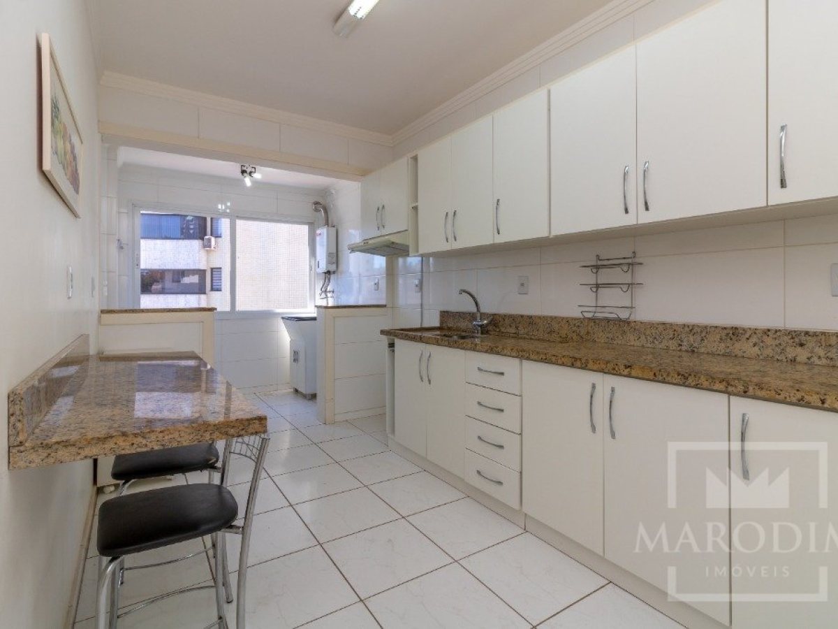 Apartamento com 122m², 3 dormitórios, Sim suíte, 1 vaga, no bairro Centro em Marau