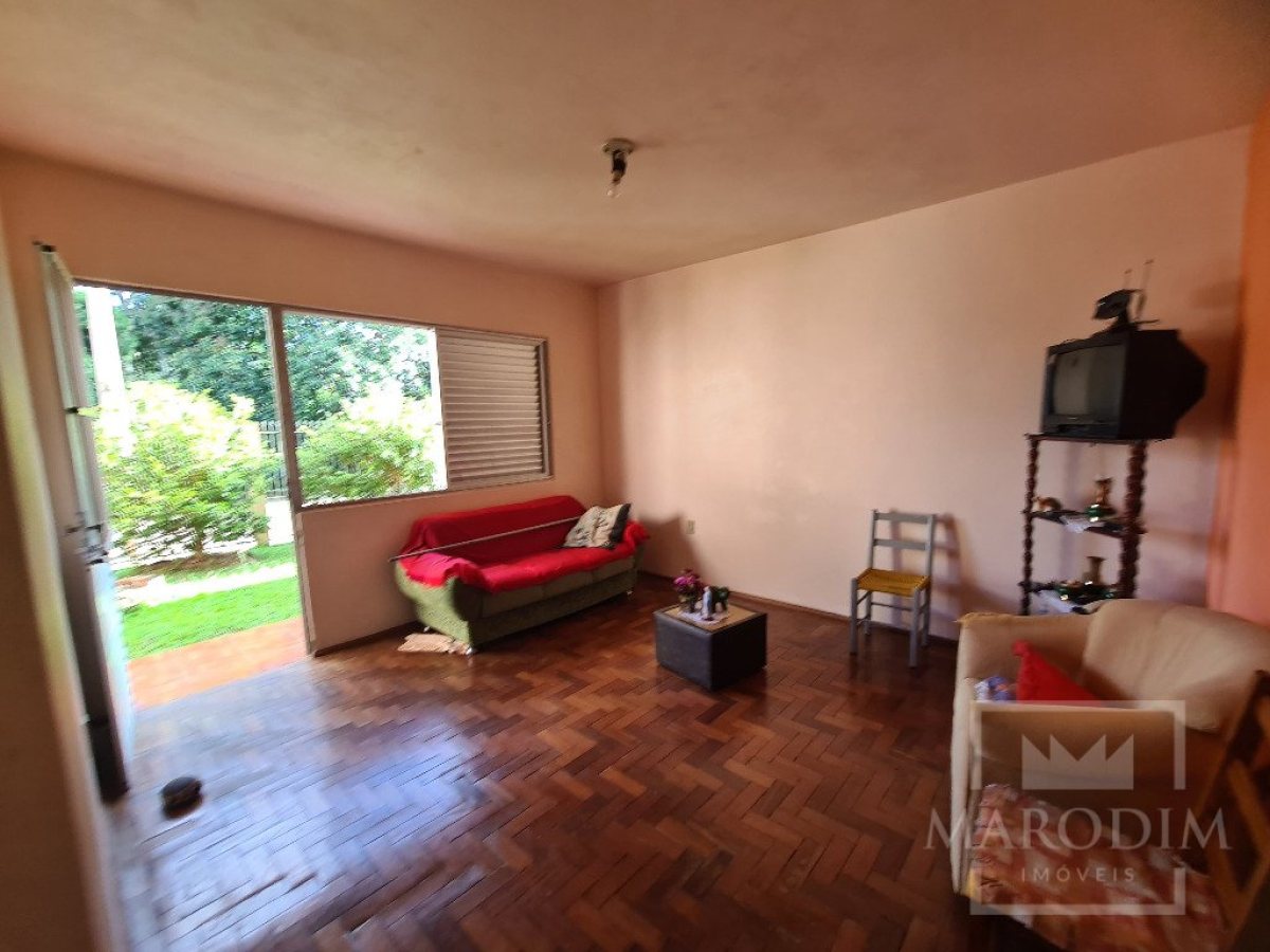 Casa com 204m², 4 dormitórios, Nao suíte, 1 vaga, no bairro Bosque em Marau