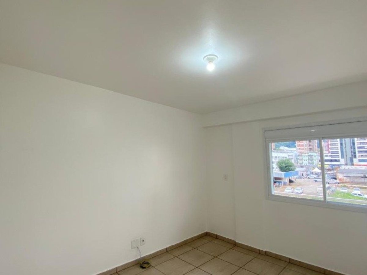 Apartamento com 110m², 2 dormitórios, Sim suíte, 2 vagas, no bairro Centro em Marau