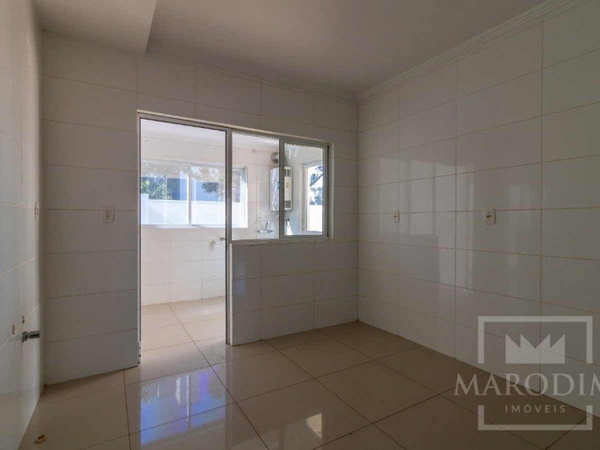 Apartamento com 261m², 3 dormitórios, Sim suíte, 2 vagas, no bairro Centro em Marau