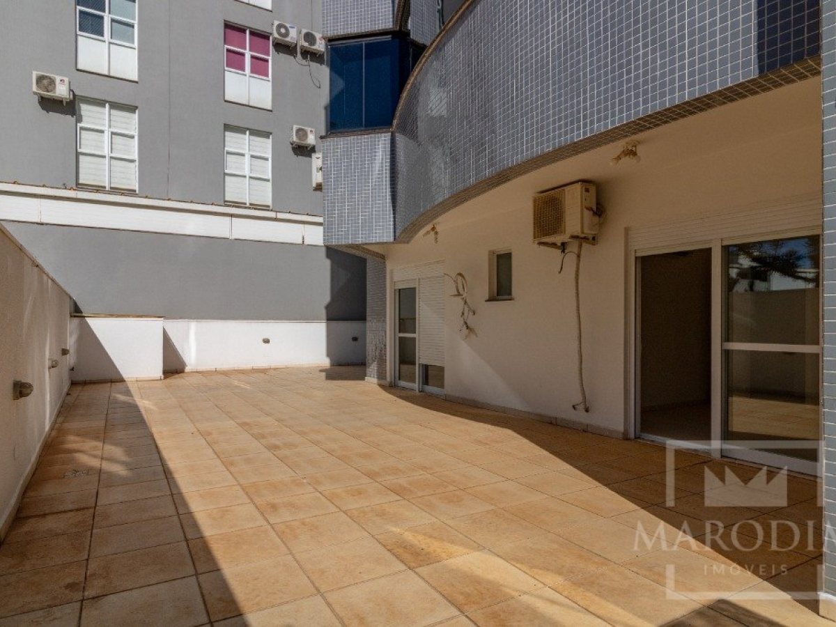 Apartamento com 261m², 3 dormitórios, Sim suíte, 2 vagas, no bairro Centro em Marau