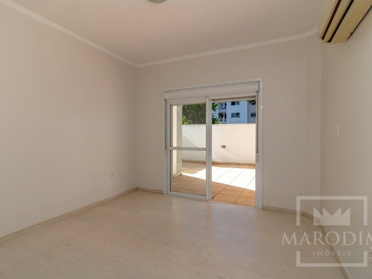 Apartamento com 261m², 3 dormitórios, Sim suíte, 2 vagas, no bairro Centro em Marau