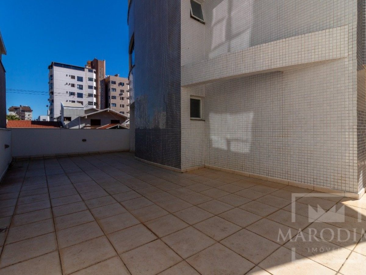 Apartamento com 261m², 3 dormitórios, Sim suíte, 2 vagas, no bairro Centro em Marau