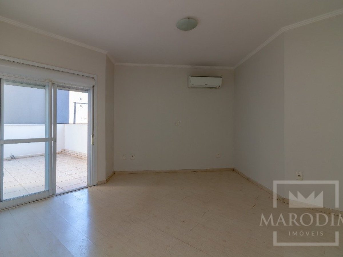 Apartamento com 261m², 3 dormitórios, Sim suíte, 2 vagas, no bairro Centro em Marau
