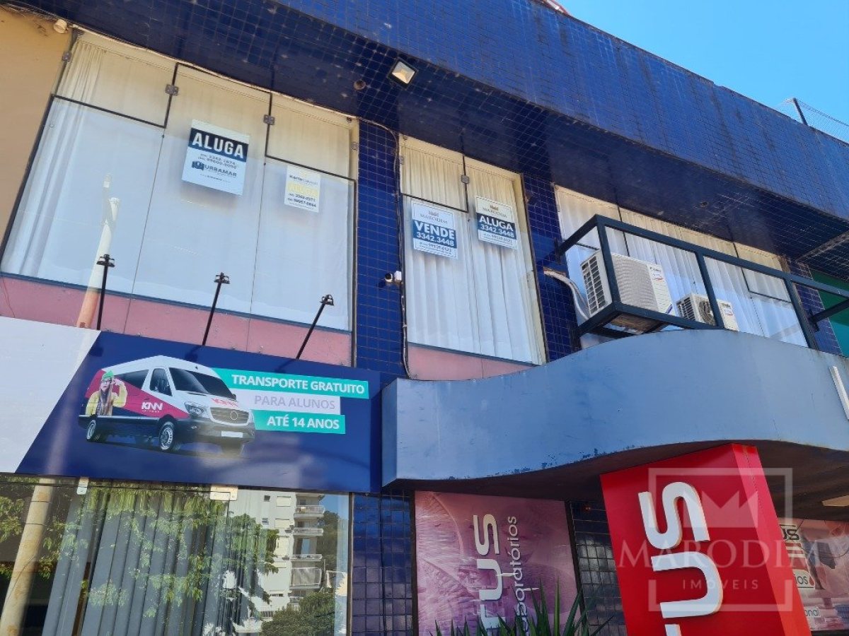 Salas/Conjuntos com 186m², Nao suíte, no bairro Centro em Marau