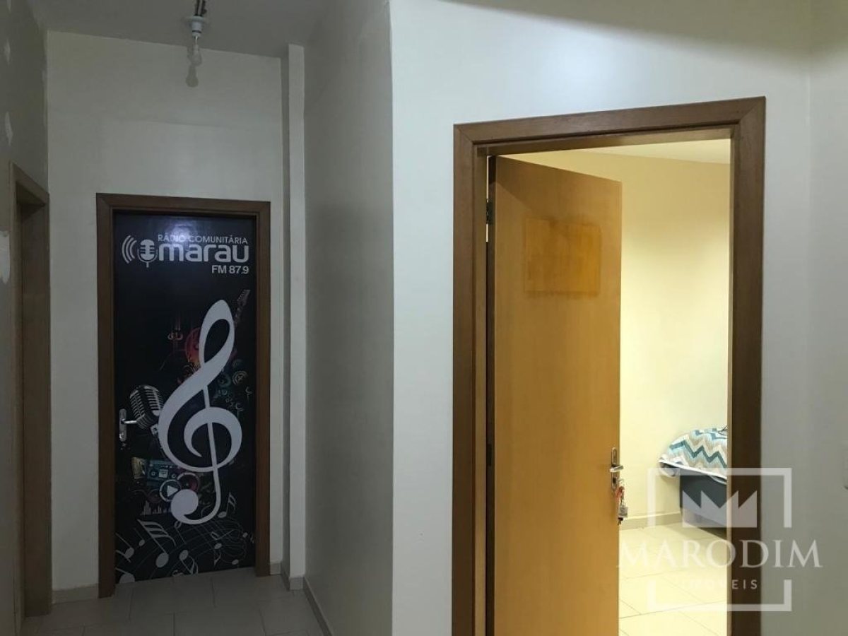 Salas/Conjuntos com 186m², Nao suíte, no bairro Centro em Marau