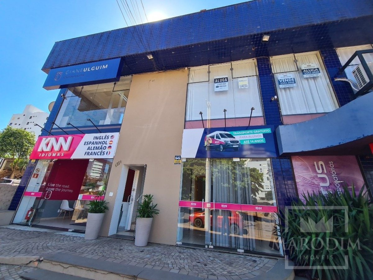 Salas/Conjuntos com 176m², Nao suíte, no bairro Centro em Marau