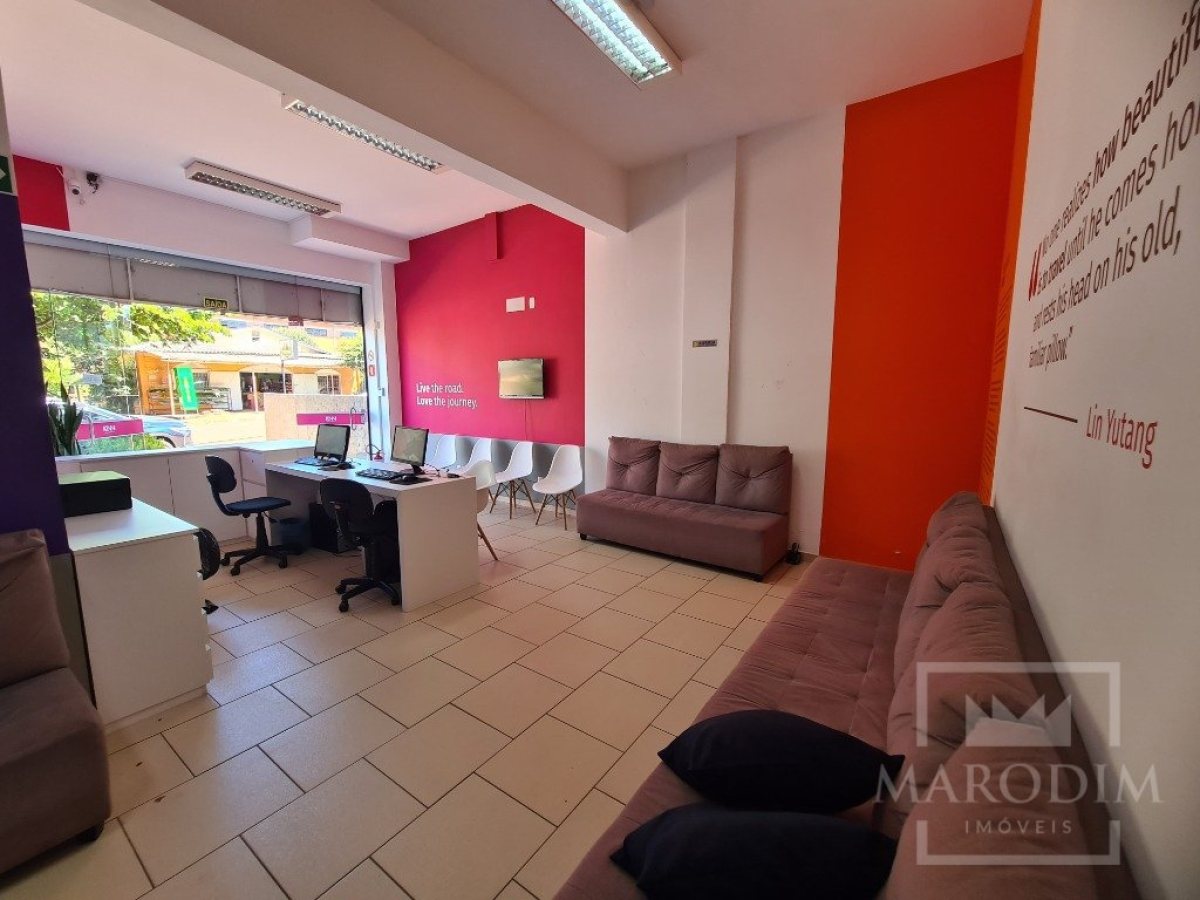 Salas/Conjuntos com 176m², Nao suíte, no bairro Centro em Marau