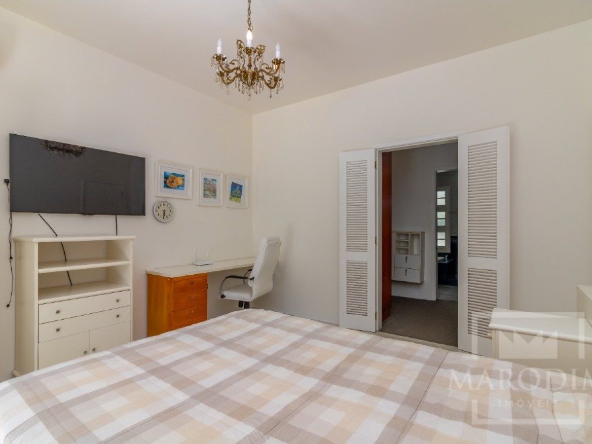 Casa com 680m², 3 dormitórios, Sim suíte, 3 vagas, no bairro Bosque em Marau