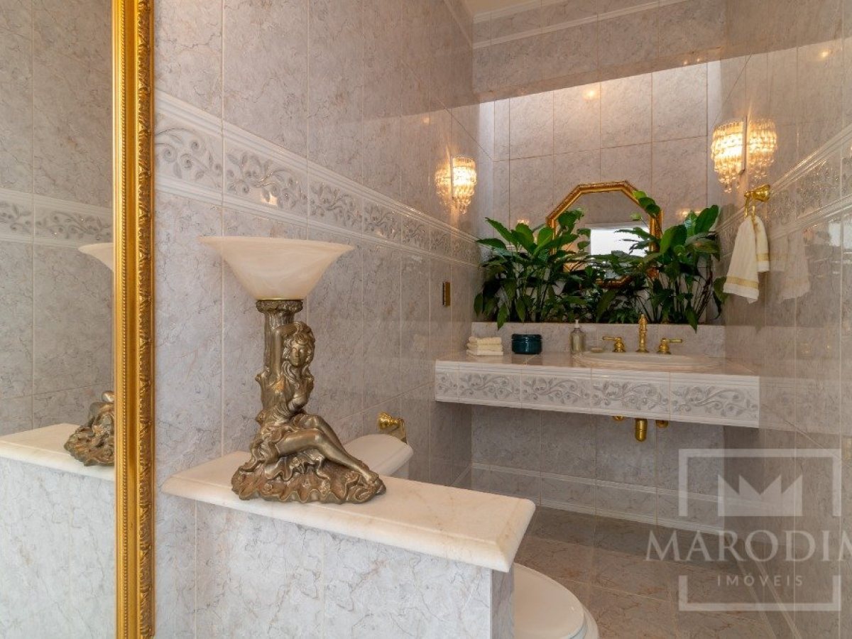 Casa com 680m², 3 dormitórios, Sim suíte, 3 vagas, no bairro Bosque em Marau