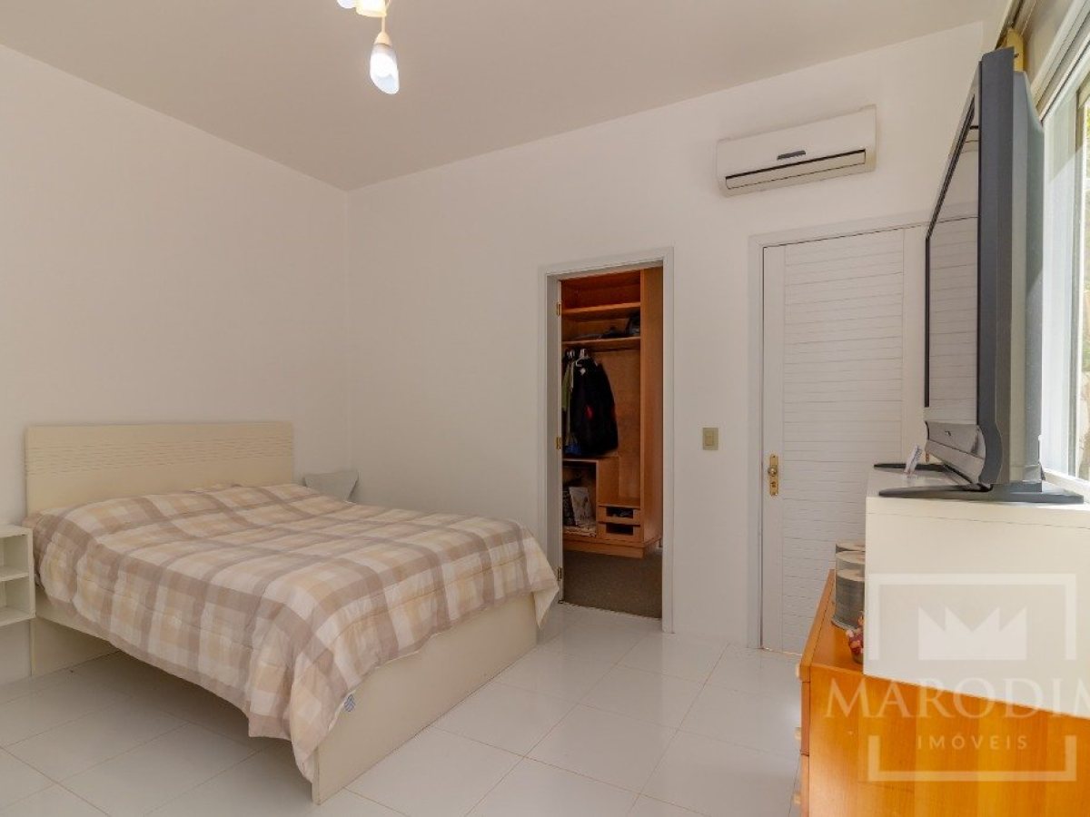 Casa com 680m², 3 dormitórios, Sim suíte, 3 vagas, no bairro Bosque em Marau