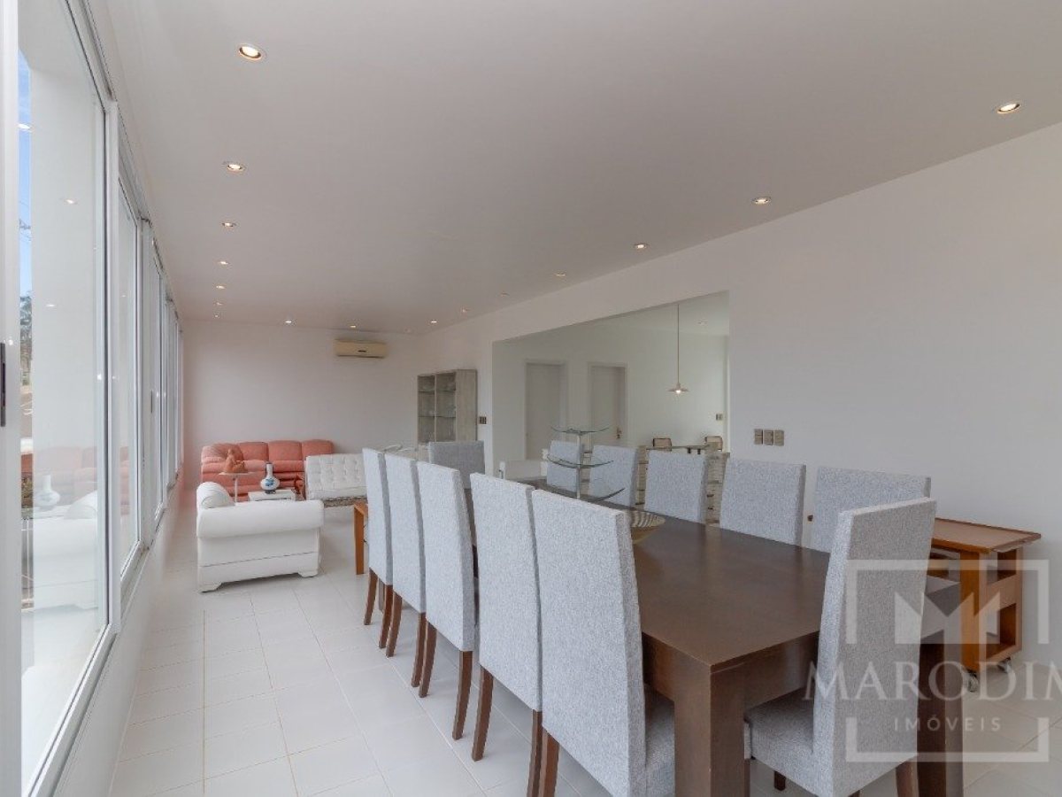 Casa com 680m², 3 dormitórios, Sim suíte, 3 vagas, no bairro Bosque em Marau