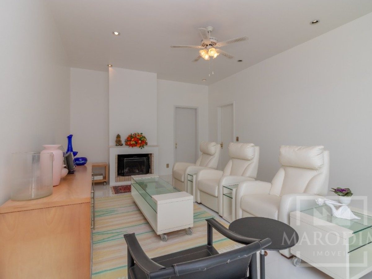 Casa com 680m², 3 dormitórios, Sim suíte, 3 vagas, no bairro Bosque em Marau