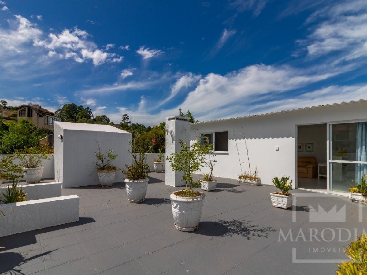 Casa com 680m², 3 dormitórios, Sim suíte, 3 vagas, no bairro Bosque em Marau