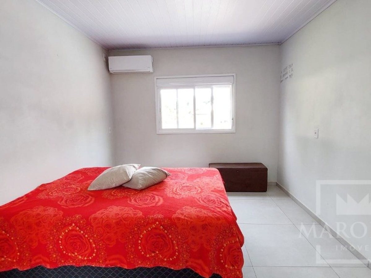 Sítio com 180m², 3 dormitórios, Nao suíte, 2 vagas, no bairro Interior Comunidade em Marau