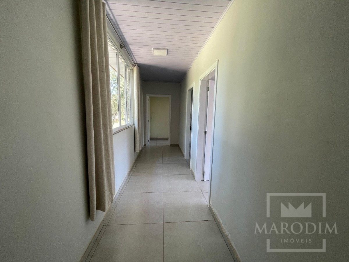 Sítio com 180m², 3 dormitórios, Nao suíte, 2 vagas, no bairro Interior Comunidade em Marau