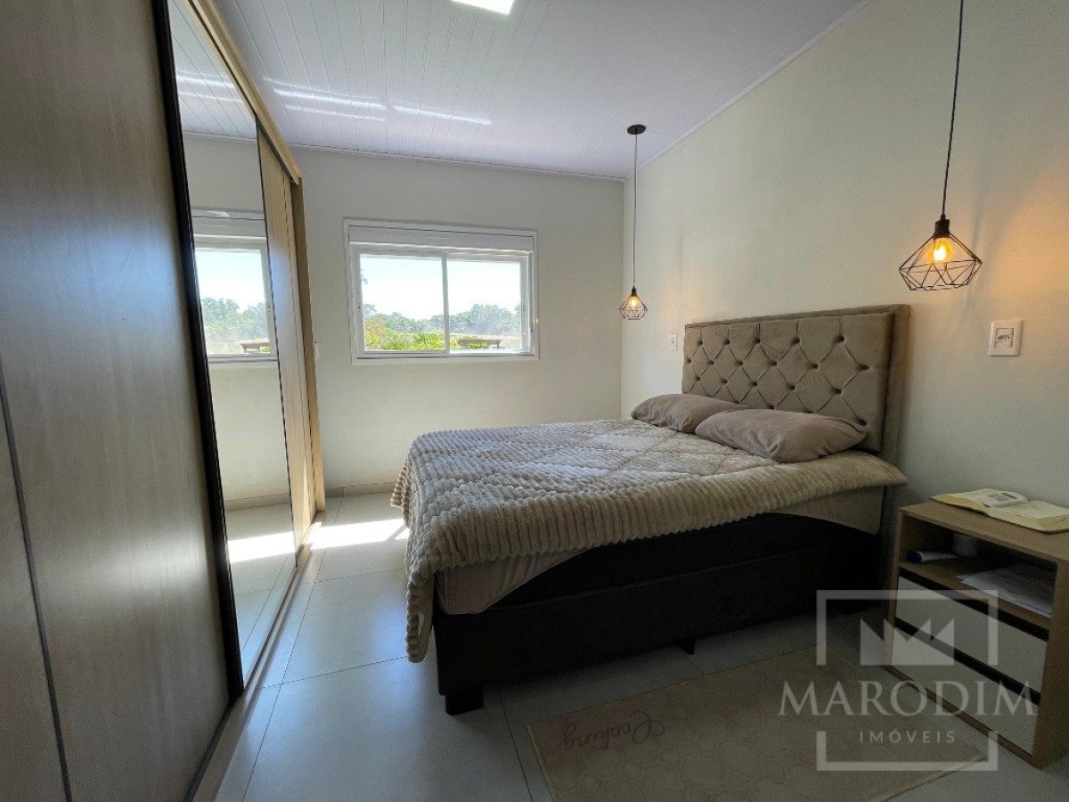 Sítio com 180m², 3 dormitórios, Nao suíte, 2 vagas, no bairro Interior Comunidade em Marau