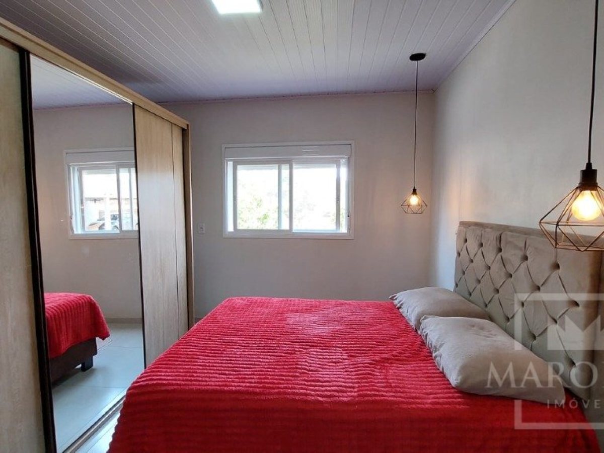 Sítio com 180m², 3 dormitórios, Nao suíte, 2 vagas, no bairro Interior Comunidade em Marau