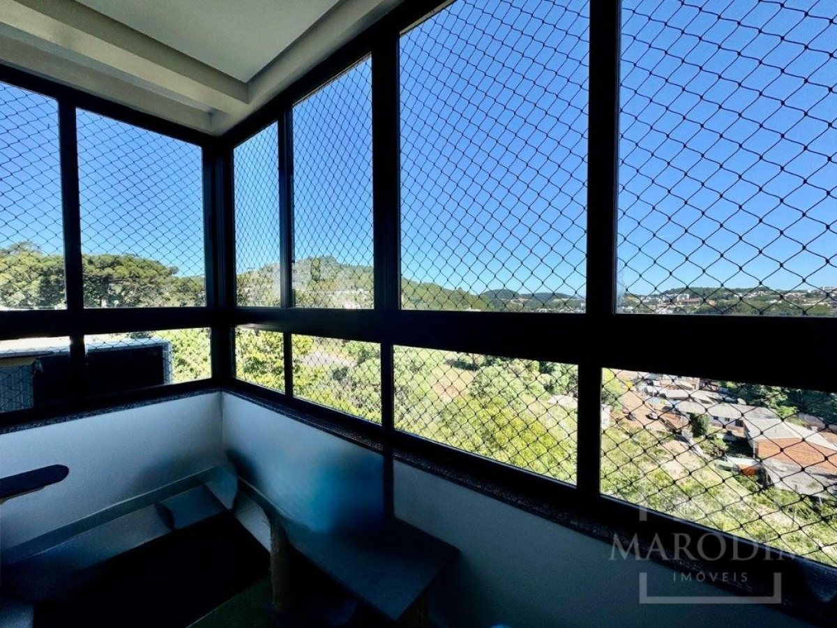 Apartamento com 79m², 2 dormitórios, Sim suíte, 2 vagas, no bairro Loteamento Santin em Marau