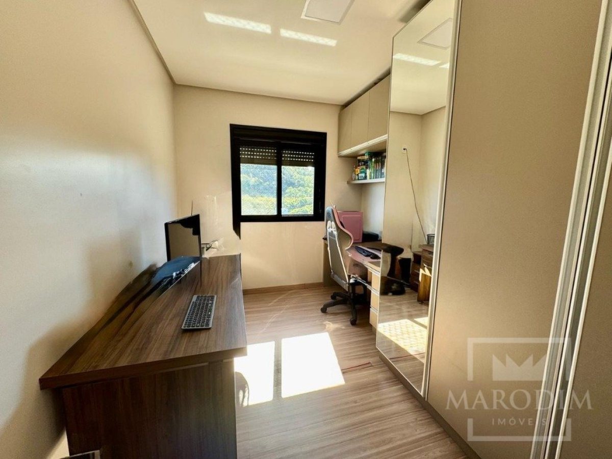 Apartamento com 79m², 2 dormitórios, Sim suíte, 2 vagas, no bairro Loteamento Santin em Marau