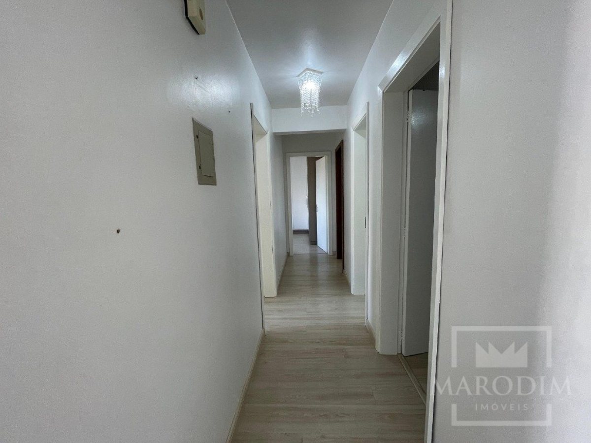 Apartamento com 115m², 3 dormitórios, Nao suíte, 1 vaga, no bairro Centro em Marau