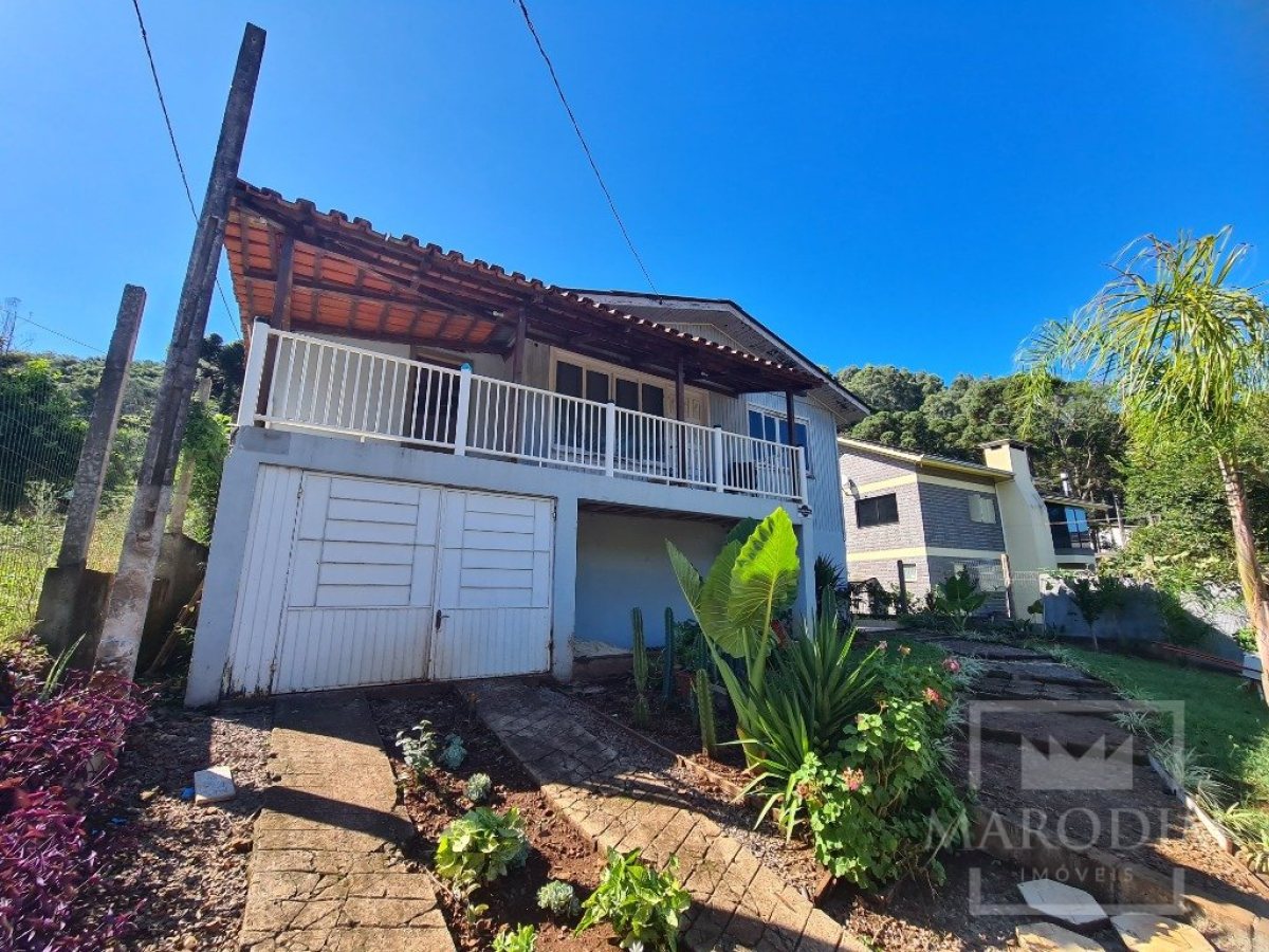 Casa com 63m², 2 dormitórios, Nao suíte, no bairro Gruta do Rio Marau em Marau