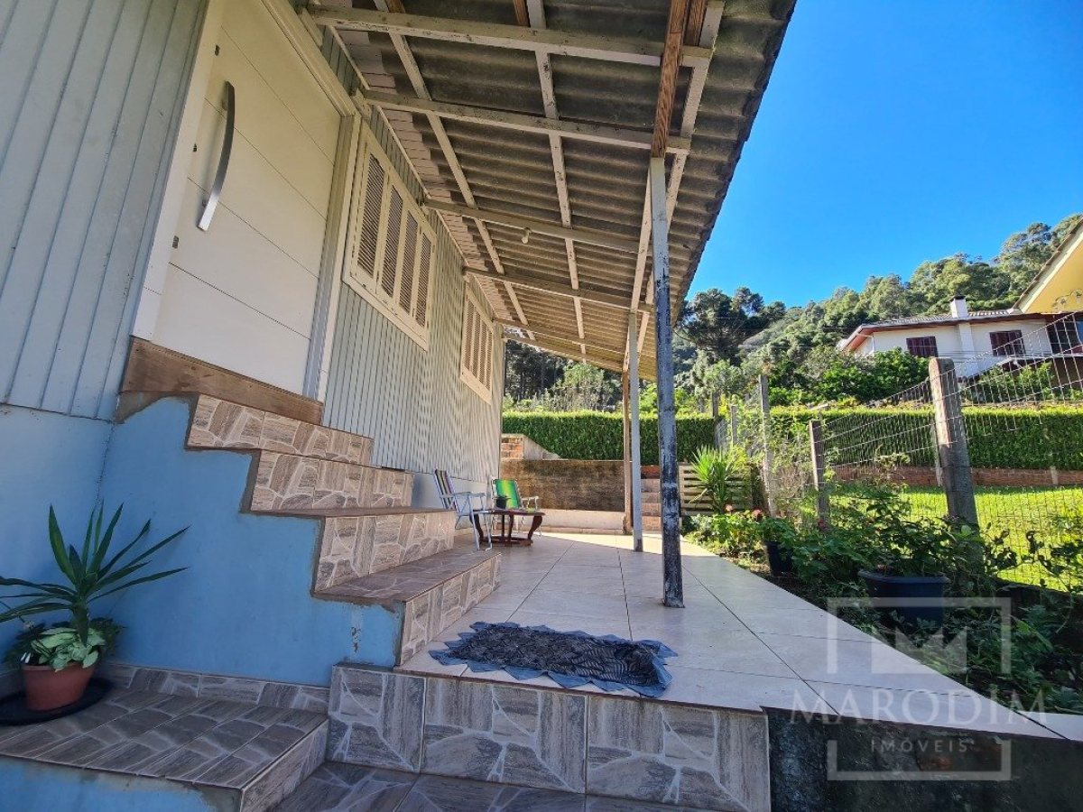 Casa com 63m², 2 dormitórios, Nao suíte, no bairro Gruta do Rio Marau em Marau