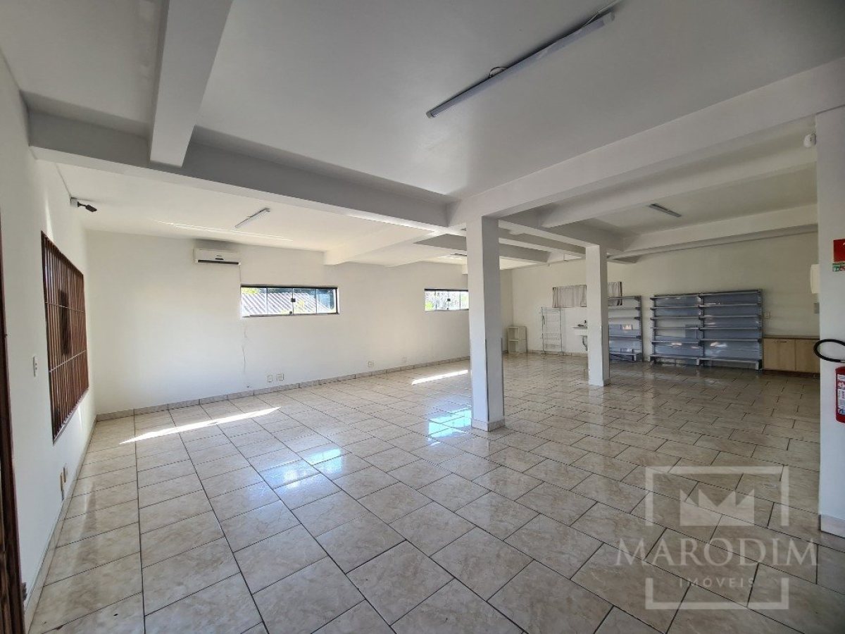Loja com 120m², Nao suíte, no bairro José Primo Bernardi em Marau