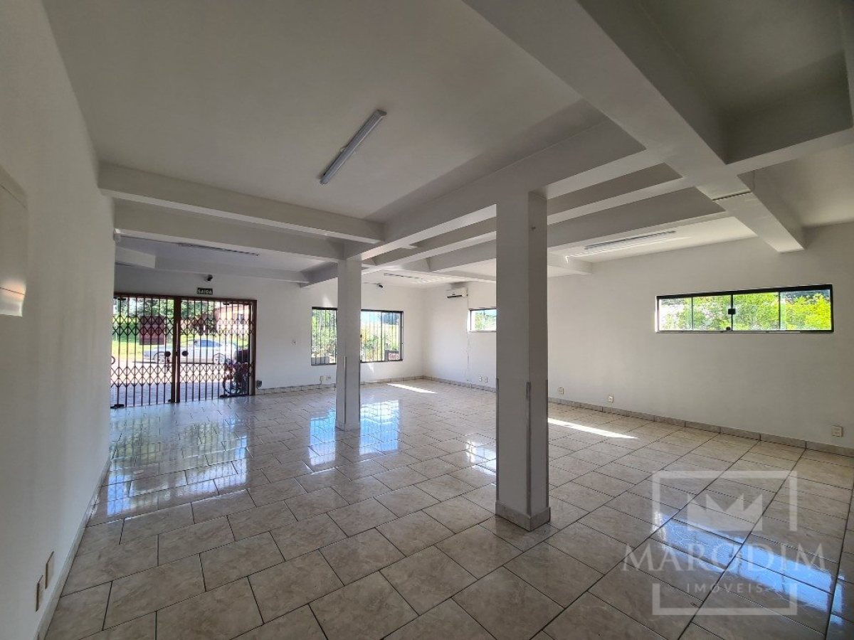 Loja com 120m², Nao suíte, no bairro José Primo Bernardi em Marau