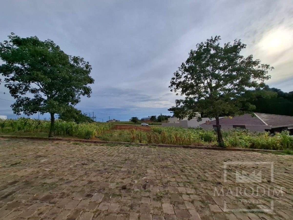 Terreno com 308m², Nao suíte, no bairro Villa Bella em Marau