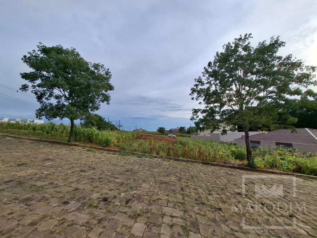 Terreno com 308m², Nao suíte, no bairro Villa Bella em Marau