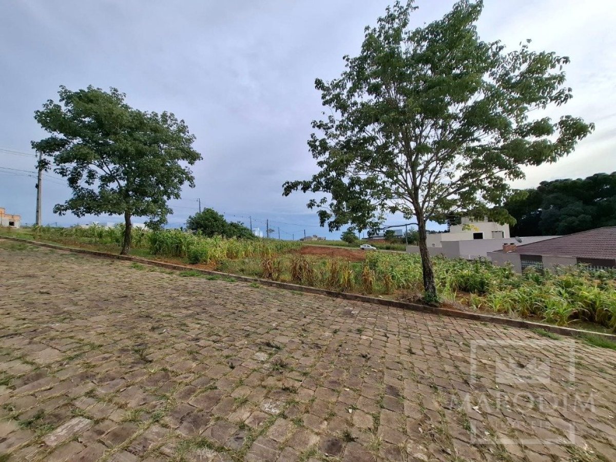 Terreno com 308m², Nao suíte, no bairro Villa Bella em Marau
